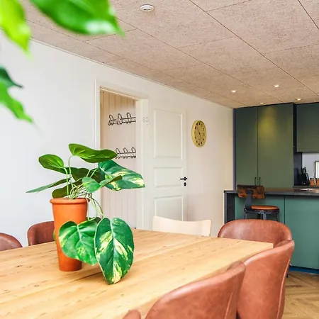 Four-bedroom Holiday In Knebel 6 * Skødshoved Strand