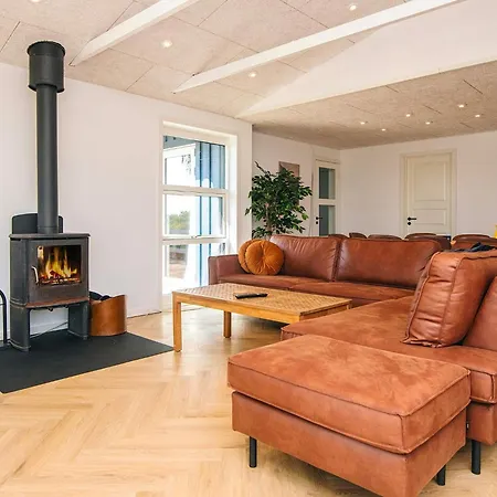 Four-bedroom Holiday In Knebel 6 *