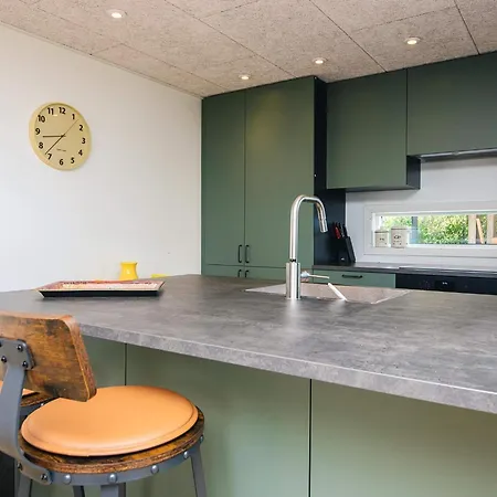Four-bedroom Holiday In Knebel 6