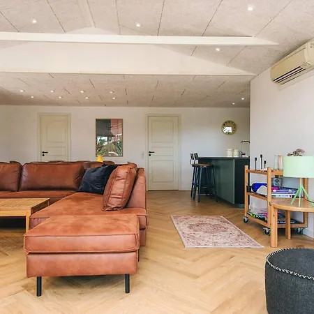 بيت للعطل Four-bedroom Holiday In Knebel 6 Skødshoved Strand