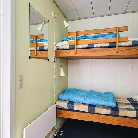 Four-bedroom Holiday In Knebel 6 * Skødshoved Strand