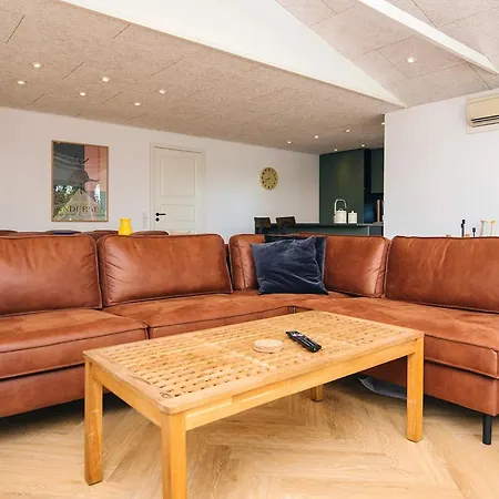 Four-bedroom Holiday In Knebel 6 *