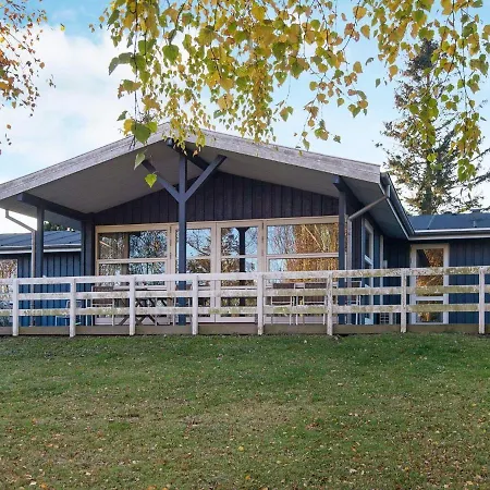 Four-bedroom Holiday In Knebel 6 Skødshoved Strand