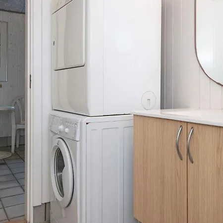Four-bedroom Holiday In Knebel 6 *